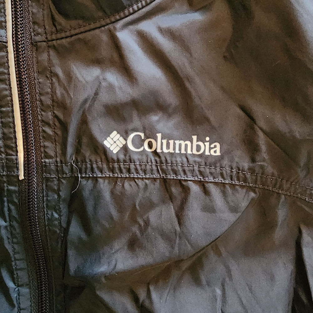 Columbia rain jacket - Picture 2 of 4